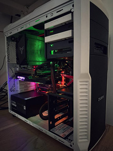 I5-7600K / 16GB DDR4 / RTX 2060 6GB (3 foto / 4)