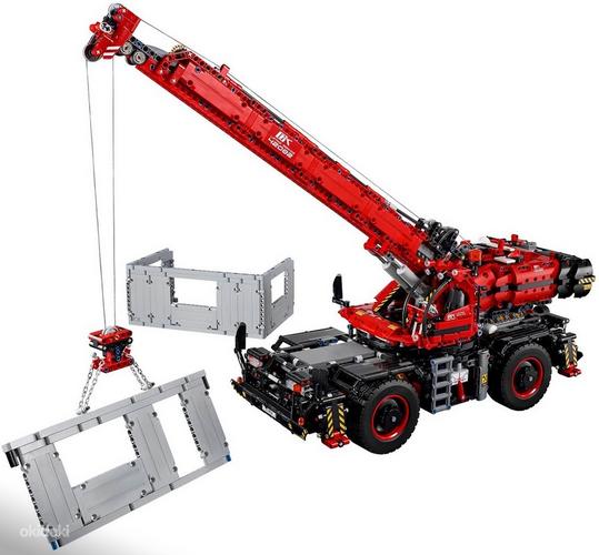 LEGO Technic Подъёмный кран для пересечённой местност 42082 (фото #3)