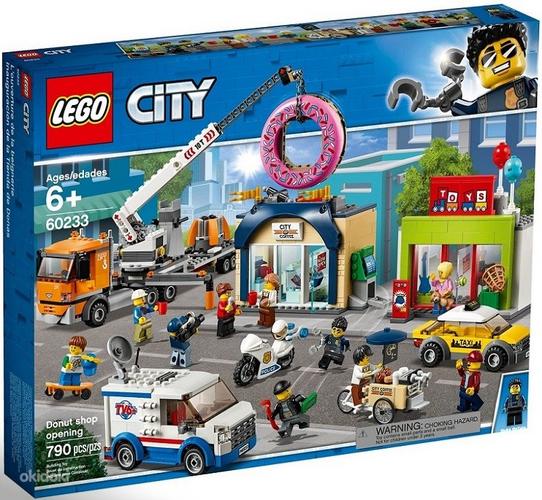Lego city магазин 60233 (фото #1)