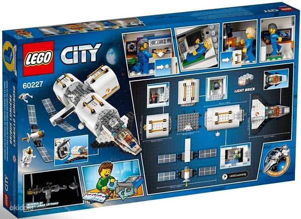 LEGO City Kuu orbitaaljaam 60227 (foto #2)