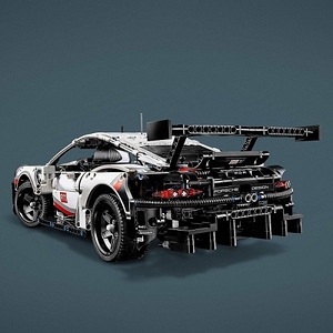 LEGO Technic Porsche 911 RSR 42096 (5 foto / 5)