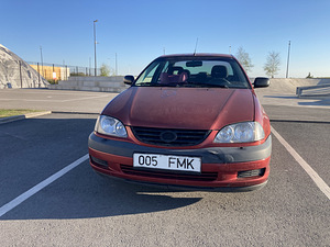 Toyota Avensis 1.6 R4 VVTI 81kW (2 foto / 15)
