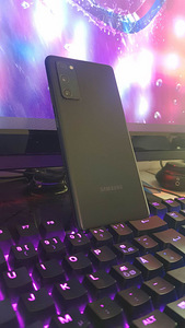 Samsung Galaxy S20 FE (3 foto / 3)