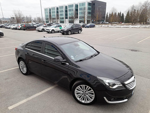 OPEL INSIGNIA LIMOUSINE 2.0 D 96KW (14 foto / 15)