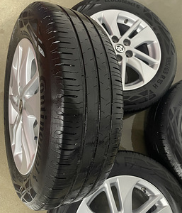 Оригинальные диски Toyota 5x100 R15 + датчики давления (3 фото из 3)