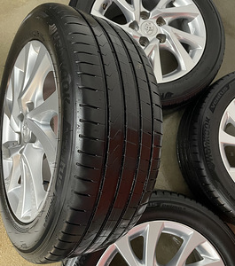 Оригинальные диски Toyota R16 + Датчики давления (3 фото из 3)