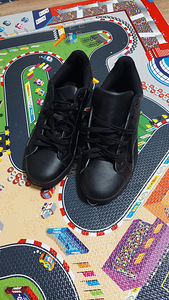 Кроссовки s.41 (3 фото из 3)