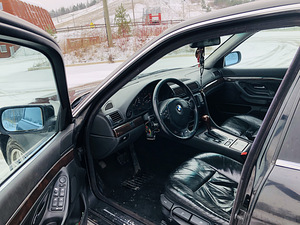 BMW 725 E38 - ÜV 08.2023 (5 foto / 9)