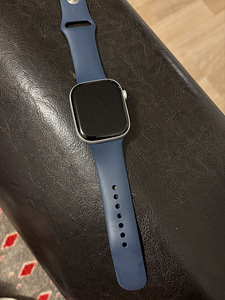 Apple Watch Series 10 GPS + Cellular (1 фото из 3)
