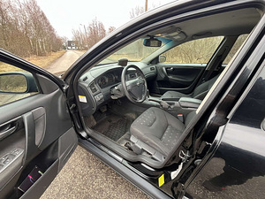 Volvo S60 diisel automaat (10 foto / 13)