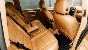 Porsche Cayenne 4.5 Turbo (10 foto / 14)