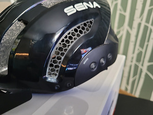 Müüa jalgratta kiiver Sena X1 Pro Bluetooth QHD video (4 foto / 8)
