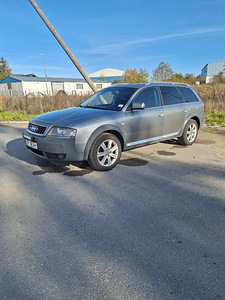 Audi A6 C5 allroad (3 фото из 12)