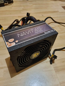 M: PSU CHIEFTEC NAVITAS GPM-1000C arvuti toiteplokk (1 foto / 2)