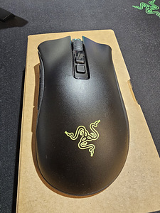 Игровая мышь Razer DeathAdder V2 Pro (2 фото из 9)