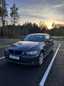 BMW 320 e90 2005a. , manuaal, diesel, tagavedu (4 foto / 15)