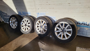 Mercedes A-class W176 16" orig.veljed+naastrehvid Hankook (1 foto / 4)