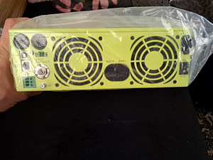 Inverter Easun (2 foto / 3)