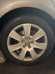 Audi Оригинал. 235/55/18 M+S Nokia Hakk. 6-7 mm. 5 112 (5 фото из 5)