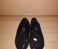 Новые чёрные туфельки, 29