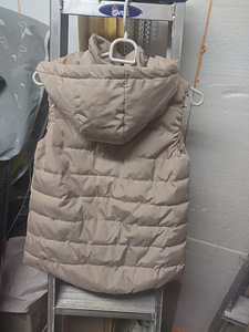Laste vest (2 foto / 4)