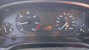 Peugeot 406 (8 foto / 8)