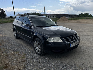 Volkswagen passat 1.9 TDI (3 foto / 8)