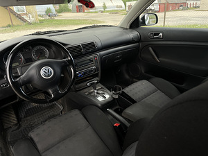 Volkswagen passat 1.9 TDI (7 foto / 8)
