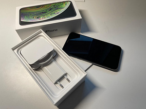 iPhone XS 64GB Space Gray (4 foto / 4)