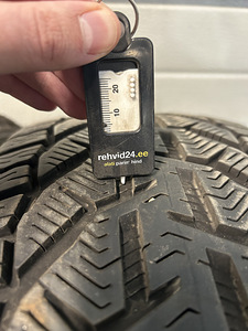 Kormoran Snow 225/50 R17 (2 foto / 3)