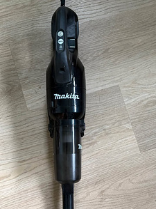 Пылесос Makita DCL286F (3 фото из 4)