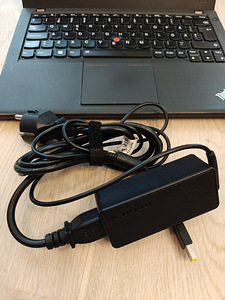 Lenovo ThinkPad X240 (Windows 11, i5, 8 ГБ, SSD, считыватель (7 фото из 8)