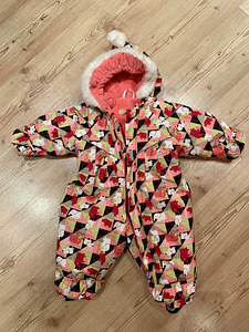 Зимний комбинезон (1 фото из 1)