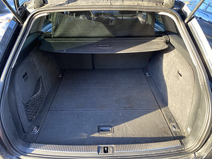 M/V Audi A4 B7, 2.0 103kw, 6k Manual, Quattro, 2006a. (10 фото из 12)