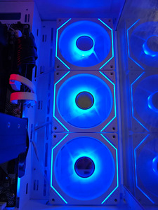 Lauaarvuti "Arctic Rose" || i5-13600KF + RTX 4070 Ti Super (2 foto / 6)