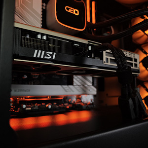 Top Streamer PC " EQVA " | Ryzen 9 9900X + RTX 5080 16GB (4 foto / 10)