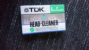 Head cleaner audio cassette