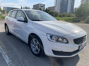 VOLVO V60 T3 2.0 112KW 110000 km 2015 (7 foto / 13)