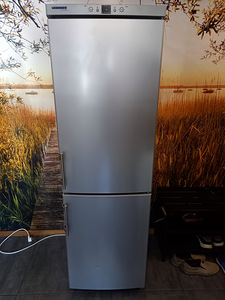 Холодильник Liebherr (1 фото из 5)