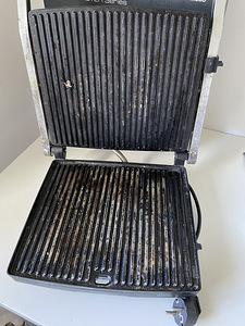 Grill (4 foto / 5)
