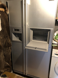Külmkapp Samsung RS21KLAL side-by-side (3 foto / 5)