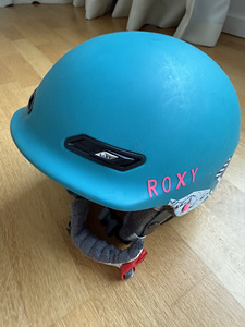Kiiver Roxy helmet (1 foto / 5)