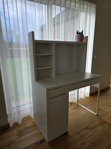 Laste kirjutuslaud - IKEA Micke 105x50 (1 foto / 6)