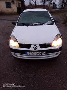 Renault Clio 2 (4 фото из 10)