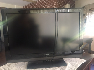 Teler Sharp 32`` (2 foto / 2)