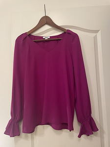 Dressy pluus, suurus s, sobib ka suurusele m (1 foto / 4)