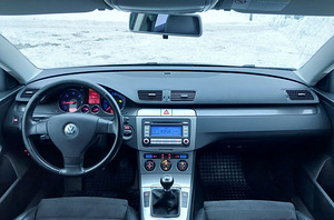 Volkswagen Passat 2.0 R4 125kW (4 foto / 5)