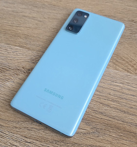 Samsung Galaxy S20 FE 128GB (1 foto / 4)