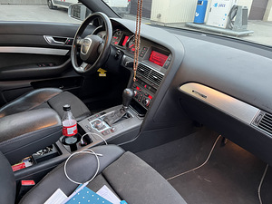Vahetada Audi A6 C6 3,0D 165kw (10 foto / 14)
