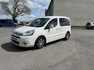 Citröen Berlingo 1,6D 68kw 2014 (2 foto / 12)